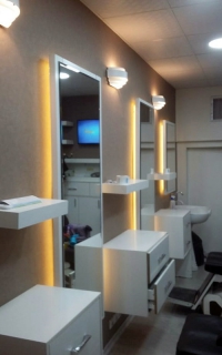 آرایشگاه مردانه پوریا در مشهد