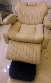 تعمیر و دوخت انواع صندلی اداری و آرایشی در مشهد