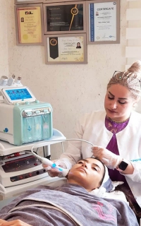 آموزش خدمات پوست هلیا علیجانی در تهران