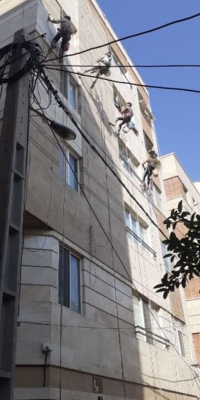 پیچ و رولپلاک نمای ساختمان کامران در تهران