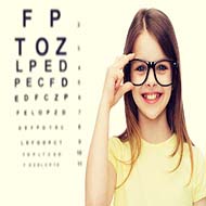 وظایف اپتومتریست در بینایی سنجی چیست؟