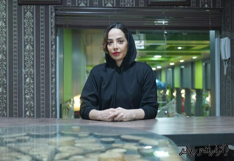 مربی آب درمانی هانیه خوشدل در مشهد